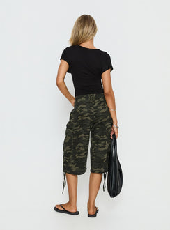 Hudsen Longline Cargo Shorts Camo