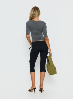 Bailor Channel Waistband Capris Black