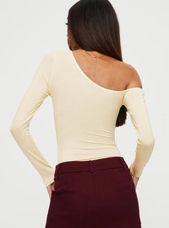 back view of model wearing Princess Polly Fruelle Off The Shoulder Bodysuit Cream Full Sleeves Asymmetric Neckline 