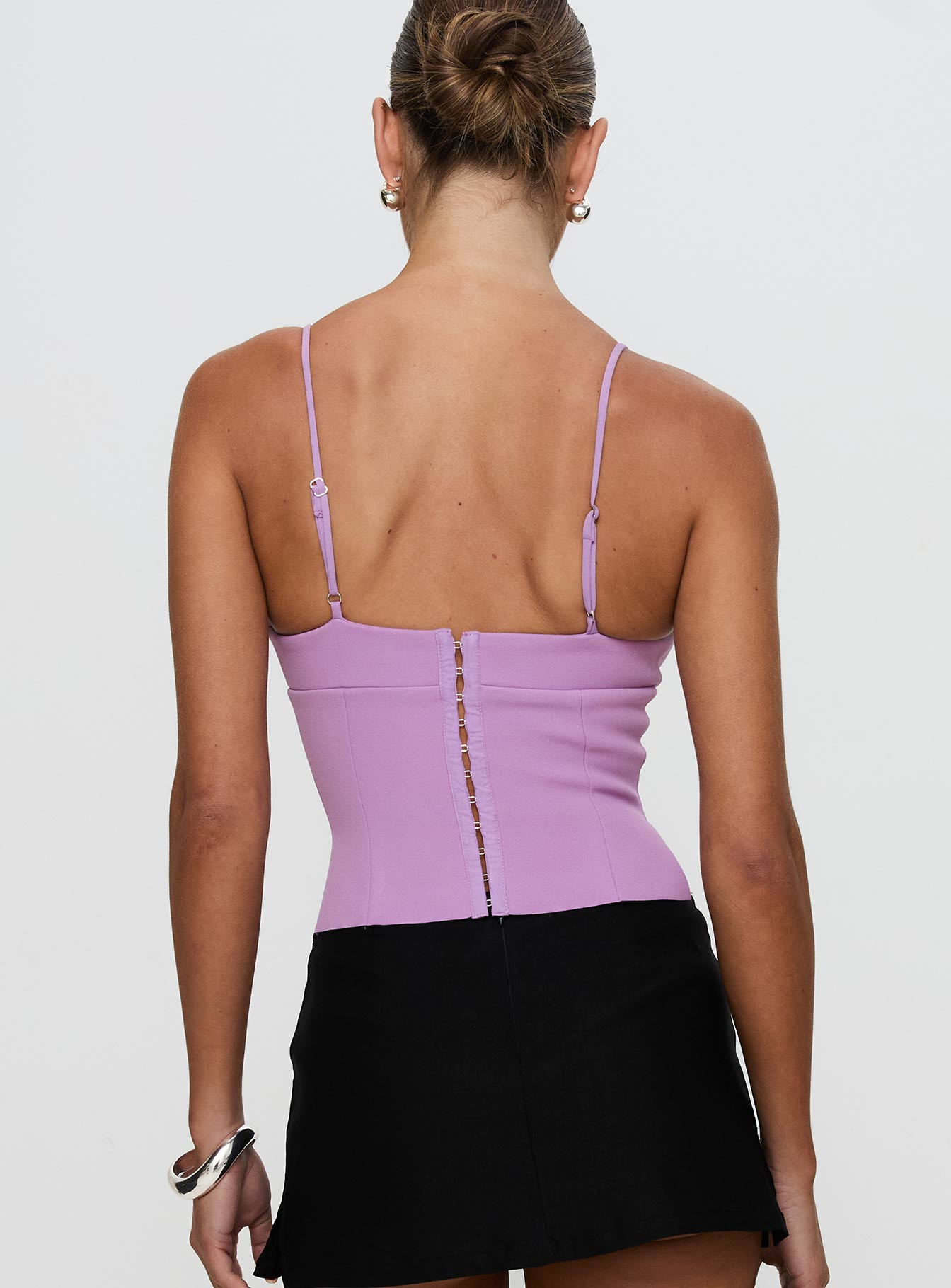 back view of model wearing Princess Polly Sculpture Top Lilac Sleeveless Plunger 