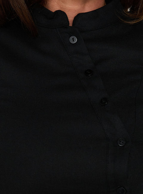 Kerstin Asymmetrisches Button-Down-Top Schwarz