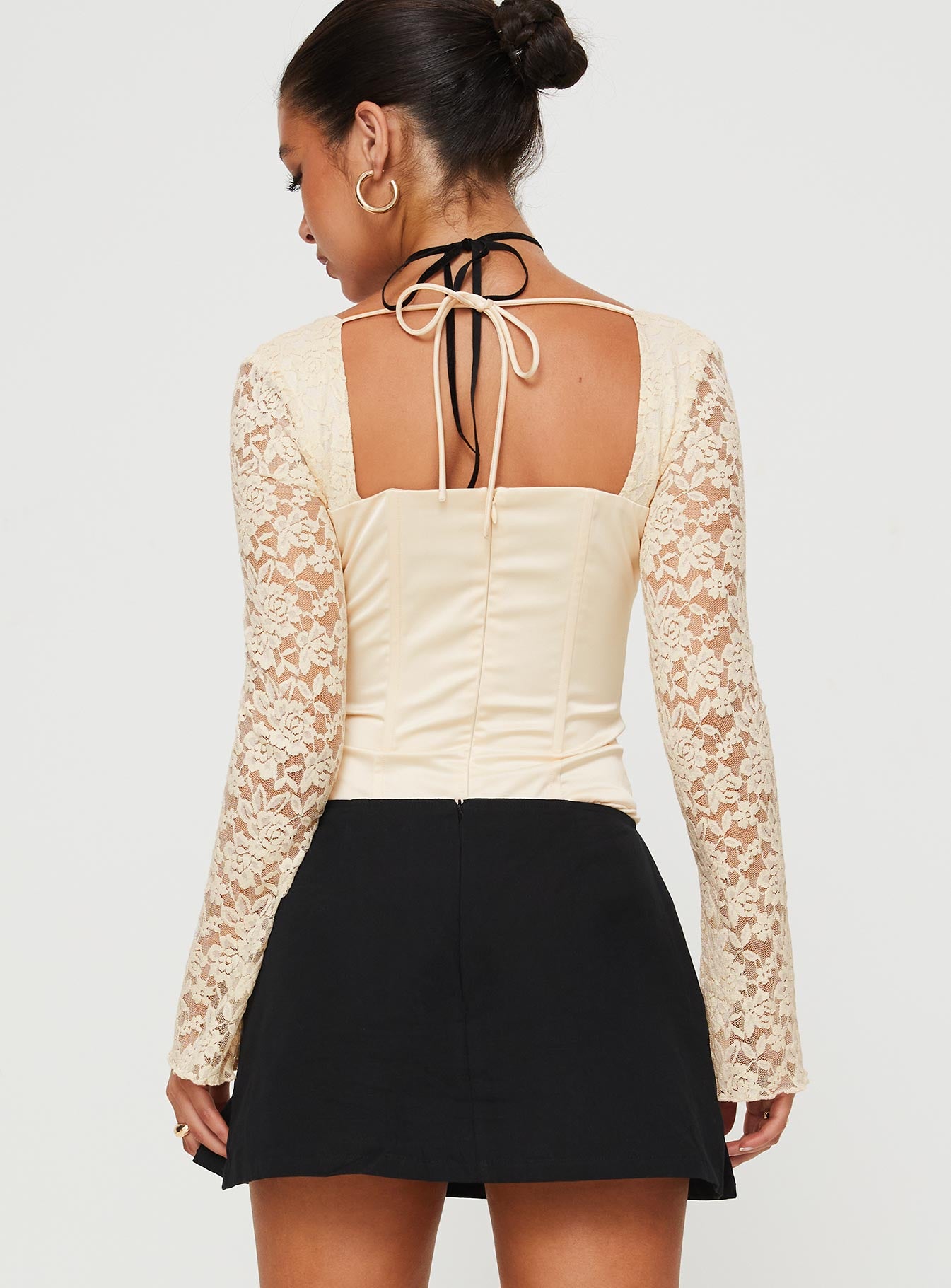 back view of model wearing Princess Polly Markwell Long Sleeve Bodysuit Cream Full Sleeves Sweetheart 