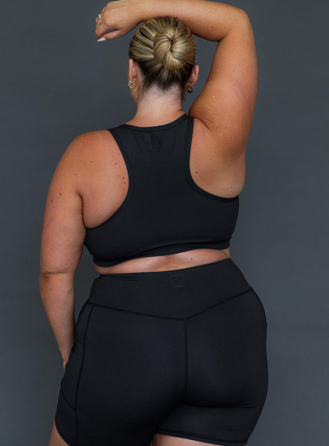 Black active shorts Featuring a high-waisted design & twin slip leg pockets