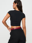 bLACK Top Cropped fit, short sleeves, v cut detail in neckline