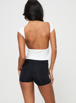 Flynn Shorts Black Princess Polly high-rise 