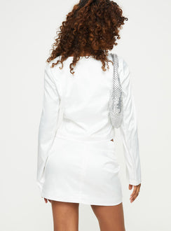 Matching set, silky material Long sleeve top, V neckline, open front Mini skirt, high rise, invisible zip fastening