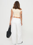 Broderie anglaise pants Elasticated waistband, twin back pockets, straight leg Non-stretch material, fully lined 