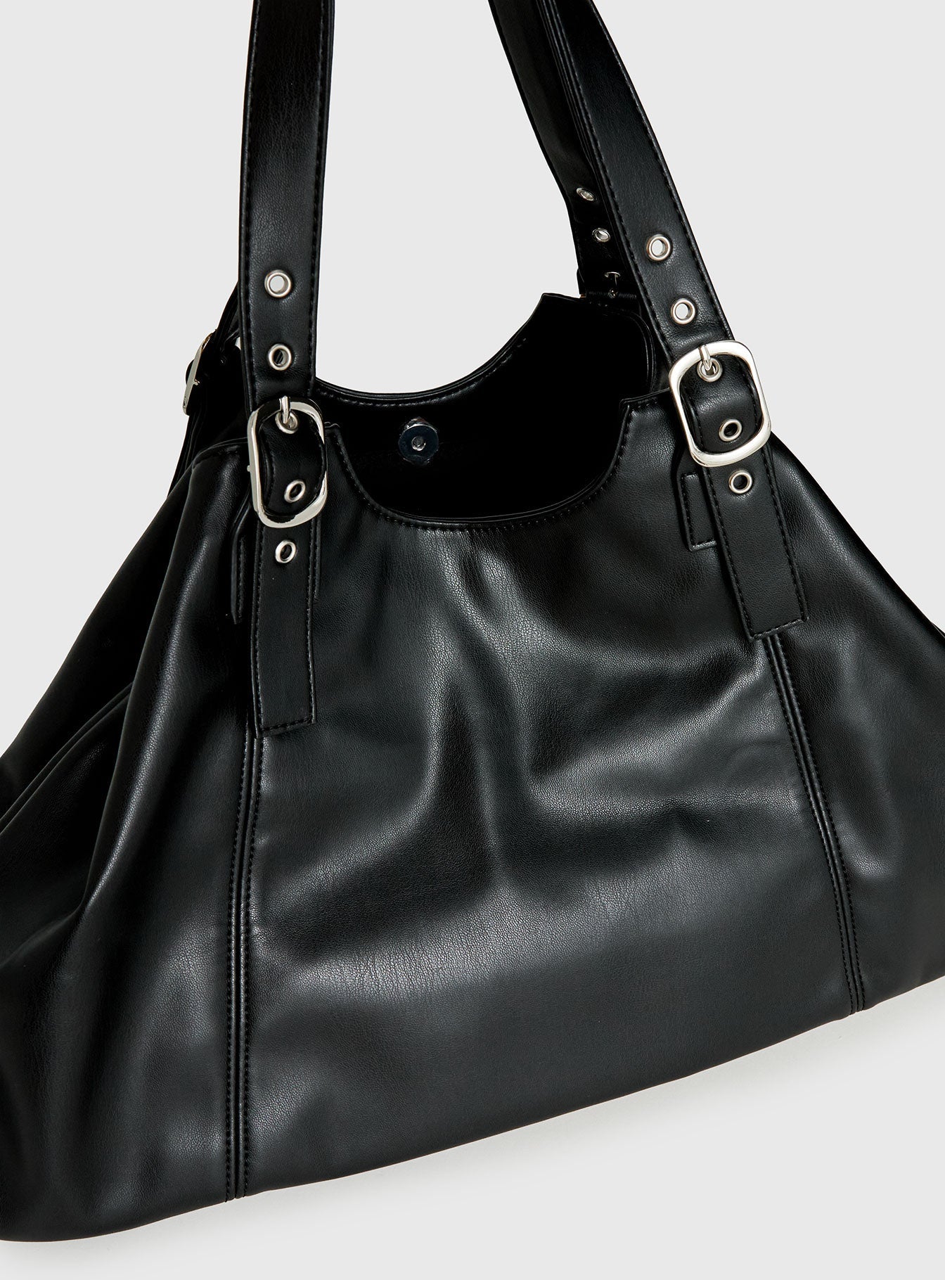 Amaria Buckle Detail Shoulder Bag Black