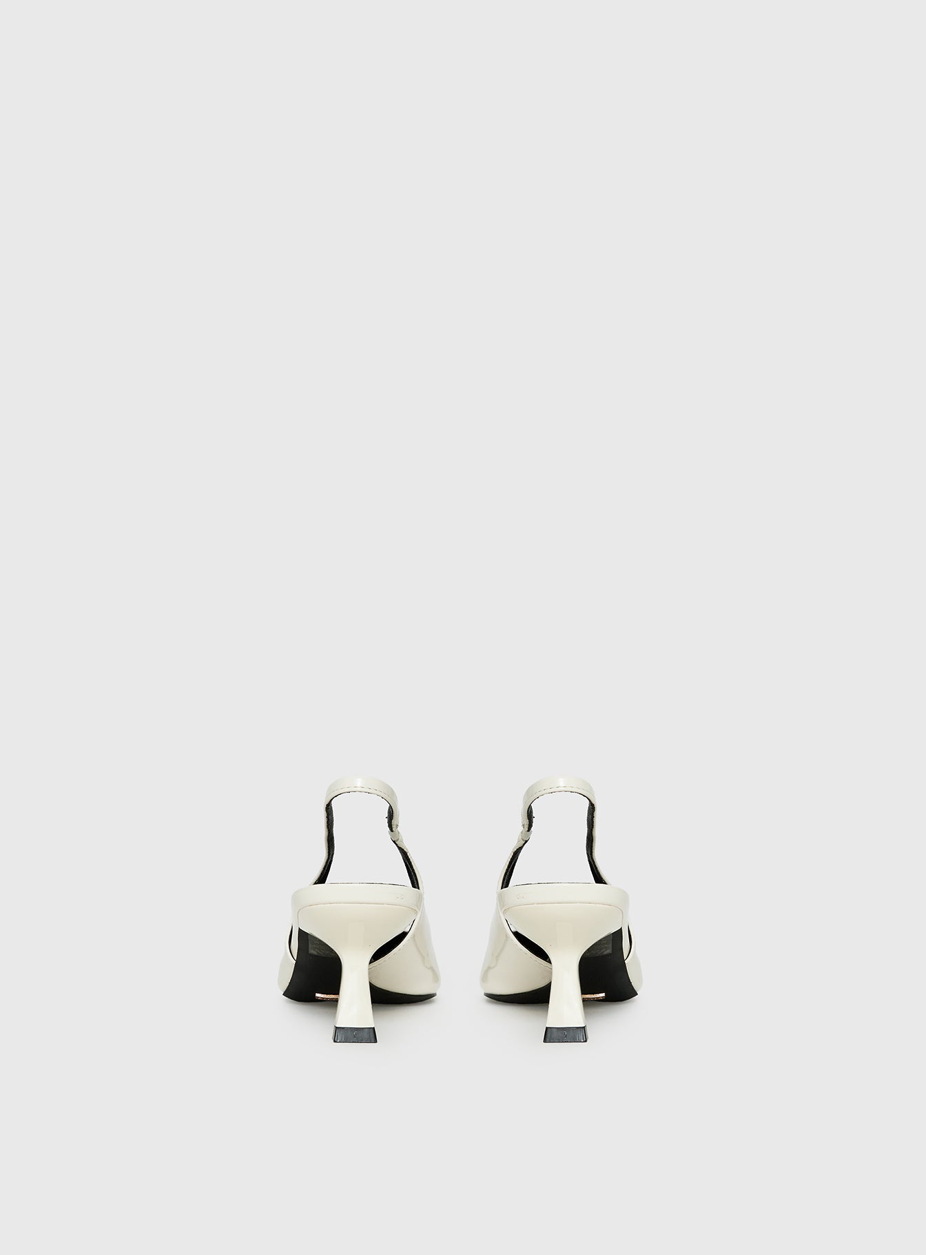 Billini Ayla Pointed Toe Heels Bone