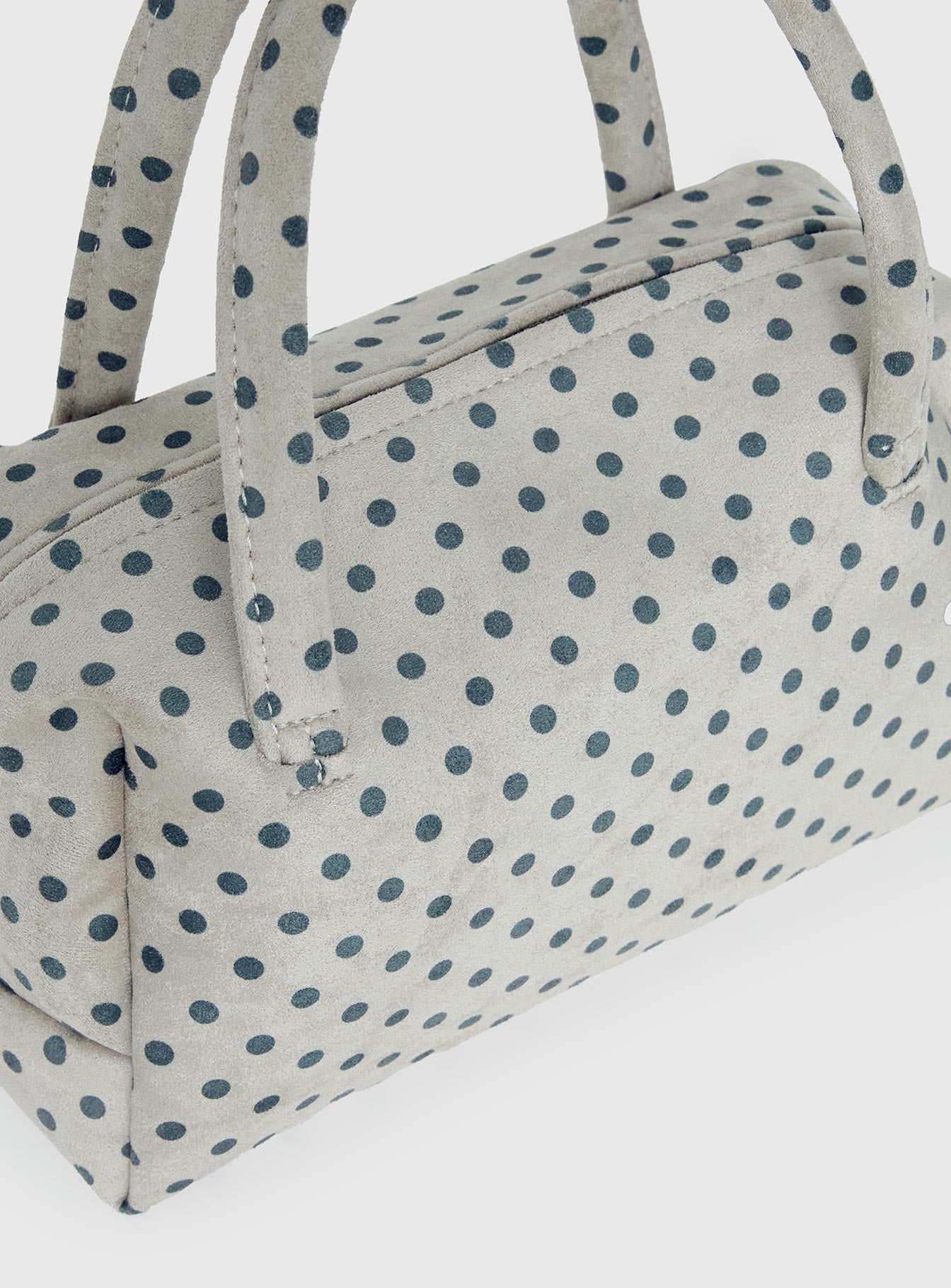Luellah Faux Suede Boston Bag White / Grey Polka Dot