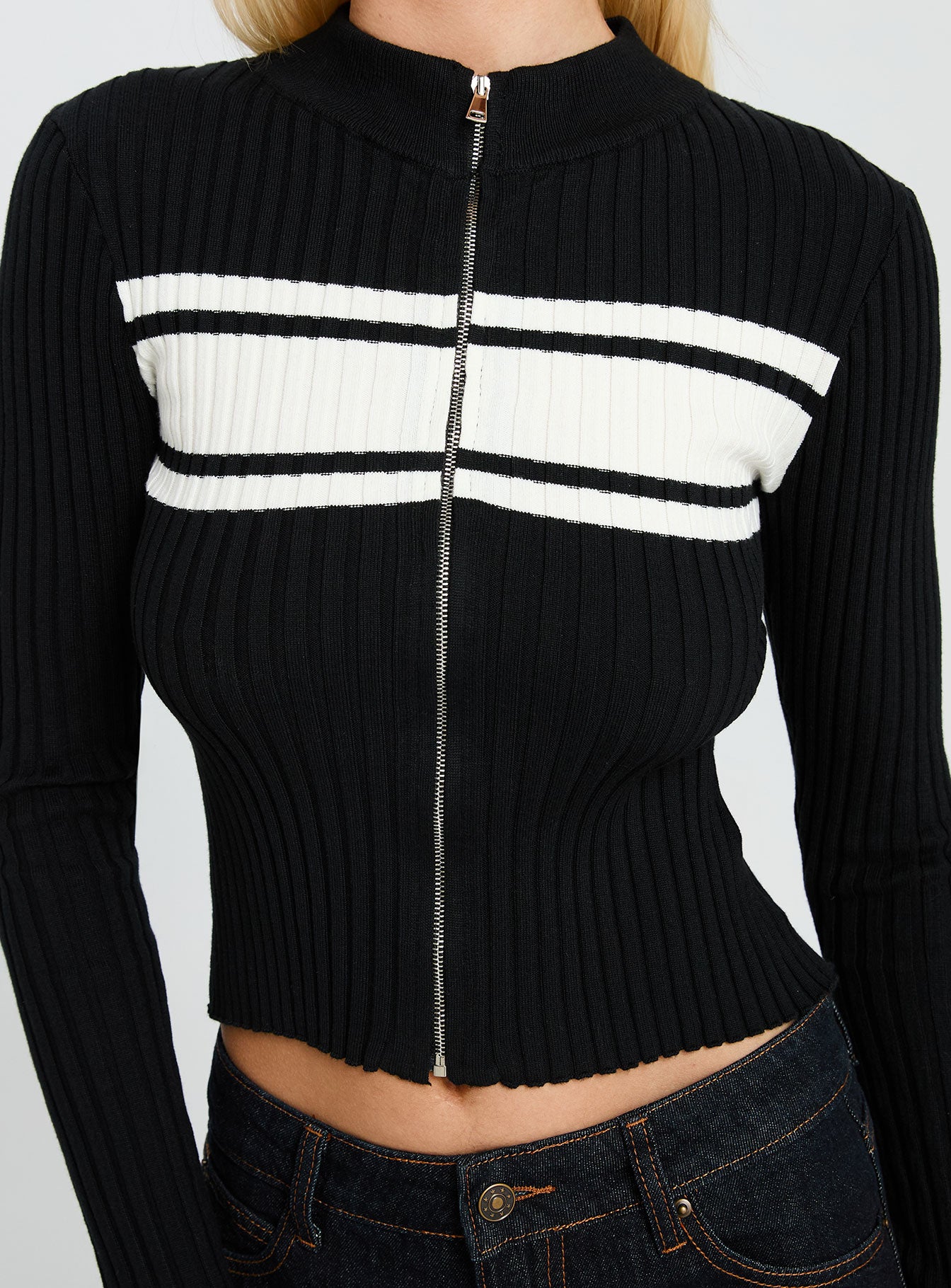 front view of model wearing Princess Polly Decisive Zip Through Knit Sweater Black / White cropped 