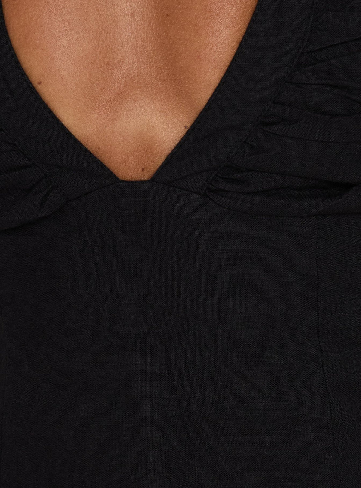 Claudiana Gathered Halter Top Black