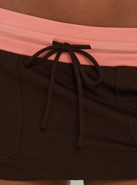 Livia Micro Rib Mini Skort Braown / Coral