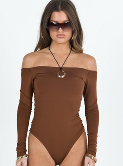 front view of model wearing Princess Polly Randee Long Sleeve Bodysuit Brown Full Sleeves straight 