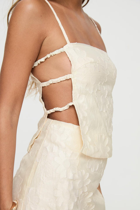 Matching set Floral print, straight neckline, adjustable straps, open side detail, invisible zip fastening