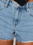 Top Tier Mid Rise Denim Shorts Light Wash