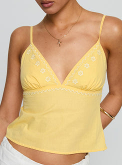 front view of model wearing Princess Polly Honey Honey Top Lemon Sleeveless Plunger 