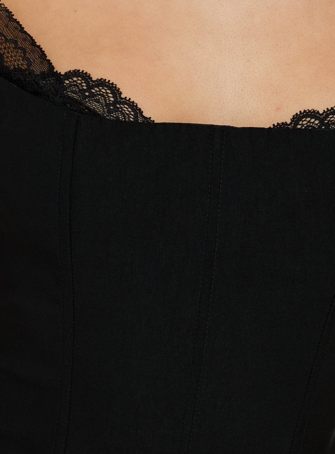 Anikka Off-Shoulder Korsett-Top mit Spitze Schwarz