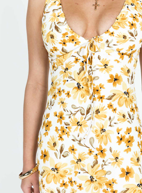 Front view of model wearing  front Princess Polly Crew Neck  Bareena Mini Dress Yellow Floral