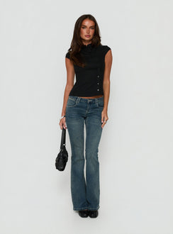 Kerstin Asymmetrisches Button-Down-Top Schwarz