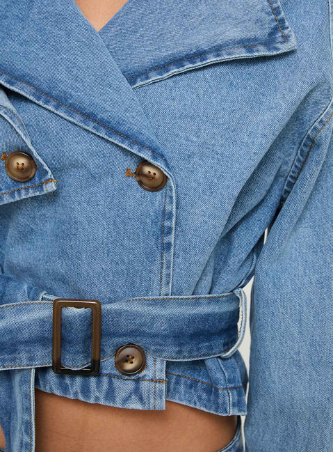 Cropped denim trench coat Lapel collar, button fastening down front, adjustable & removable belts on cuff & waist