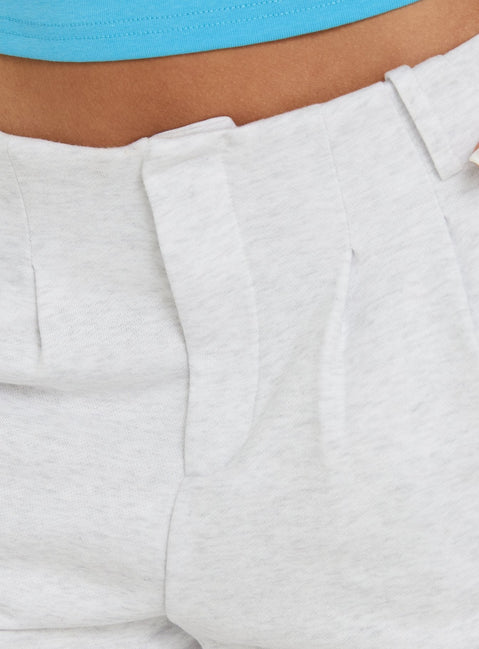 Charlea Fleece Tailored Longling Short Snow Marle