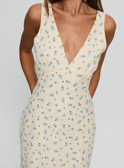 Manolia Textured Maxi Dress Cream Floral