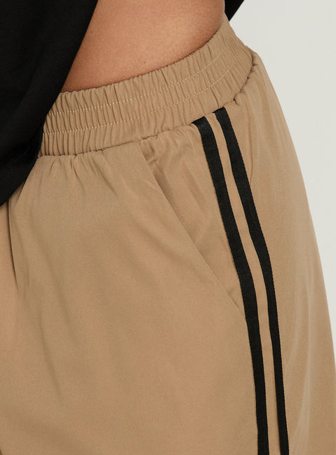 Boe Longline Trackshorts Braun