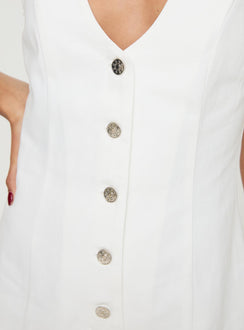 Romper Fixed shoulder straps, scooped neckline, button fastening down front Non-stretch material, unlined 