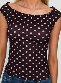 Cheirosa Off Shoulder Top Chocolate / Pink