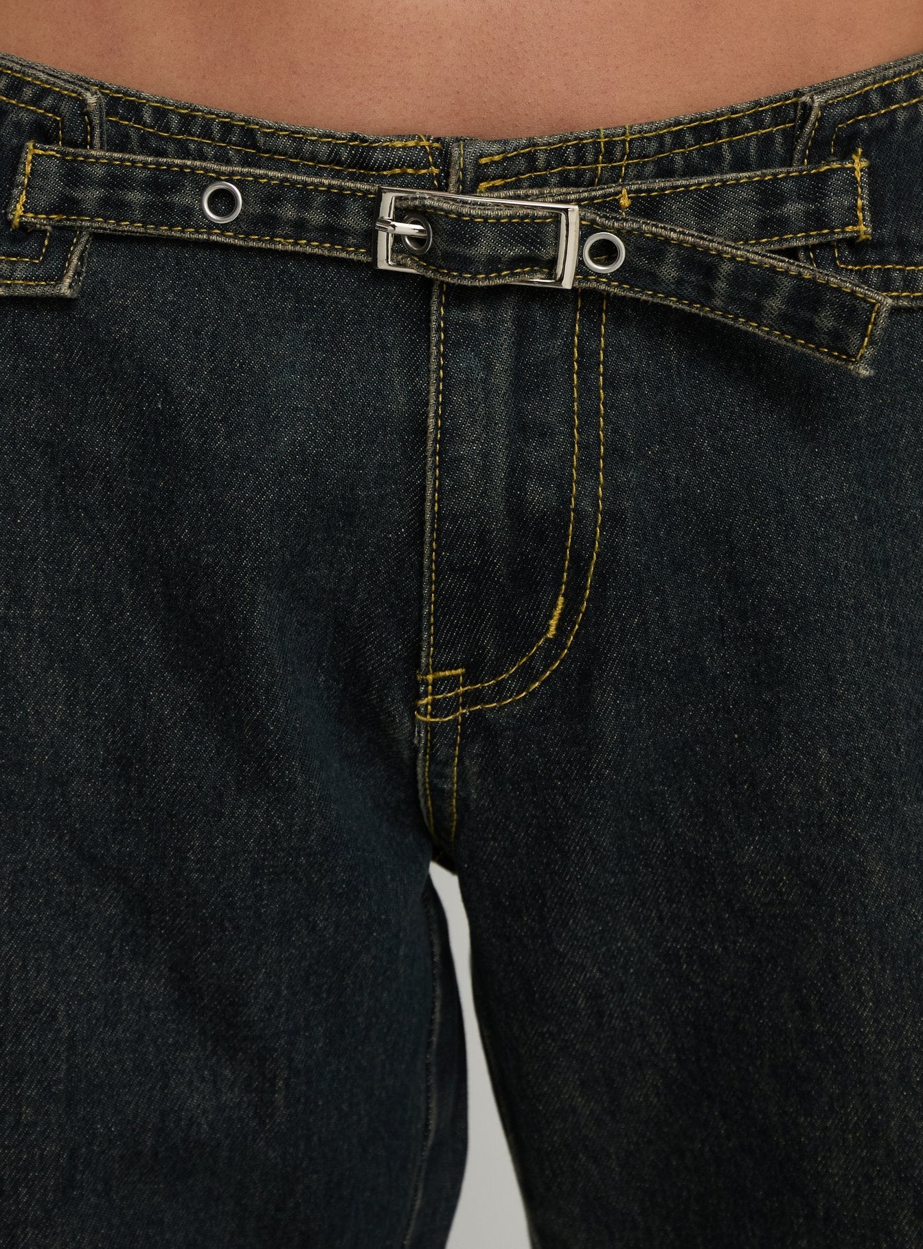 Slow Ride Mid Rise Bootleg Belted Jeans Grunge Wash