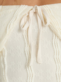 Colettie Short Sleeve Top Cream
