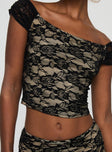 Matching set Lace material, off the shoulder style, elasticated waist, split in hem Good stretch, fully lined 