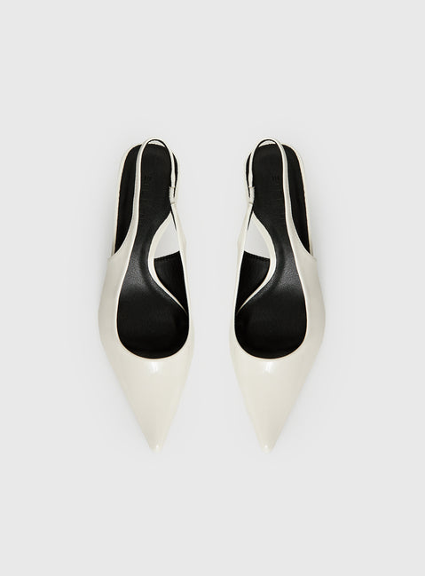 Billini Ayla Pointed Toe Heels Bone