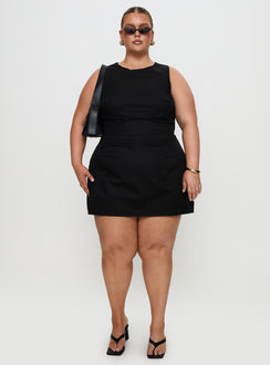 Yumiko Romper Black Curve
