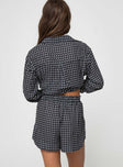 Matching geo print set Long sleeve shirt, classic collar, button fastening down front, button cuff, curved hem High-rise shorts, elasticated waistband, twin hip pockets