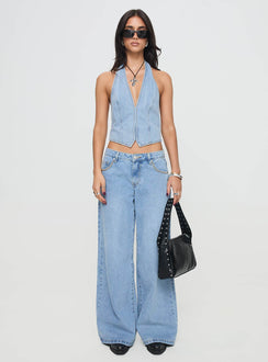 front view of model wearing Princess Polly Pearlisle Baggy Jeans Light Wash Low Rise Jeans 