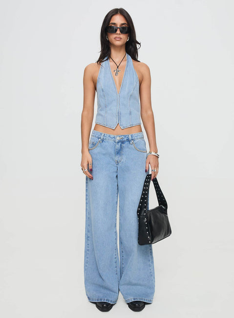 front view of model wearing Princess Polly Pearlisle Baggy Jeans Light Wash Low Rise Jeans 