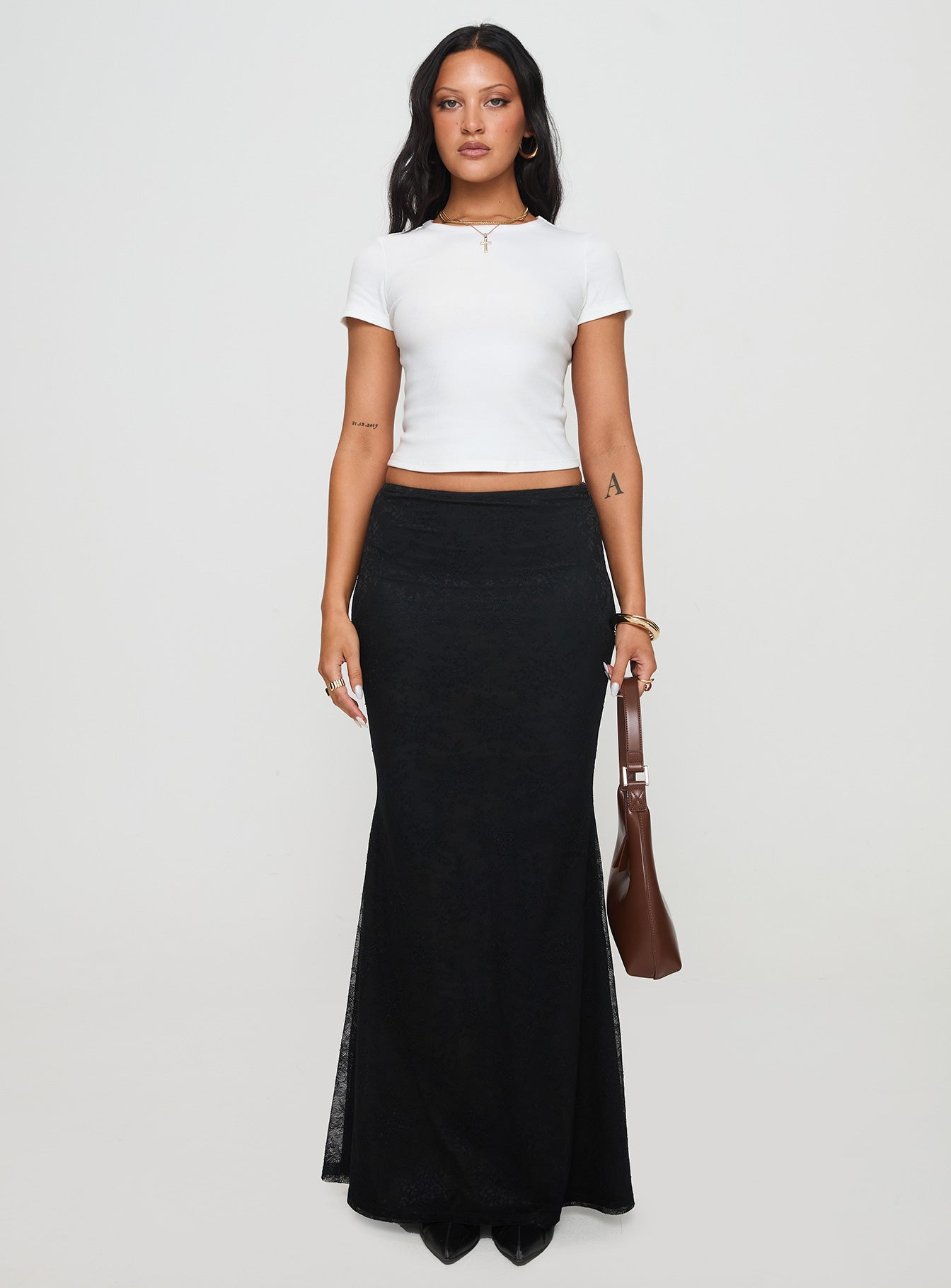 front view of model wearing Princess Polly Baseline Scoop Rib Tee White Short Sleeves Crew Neck 