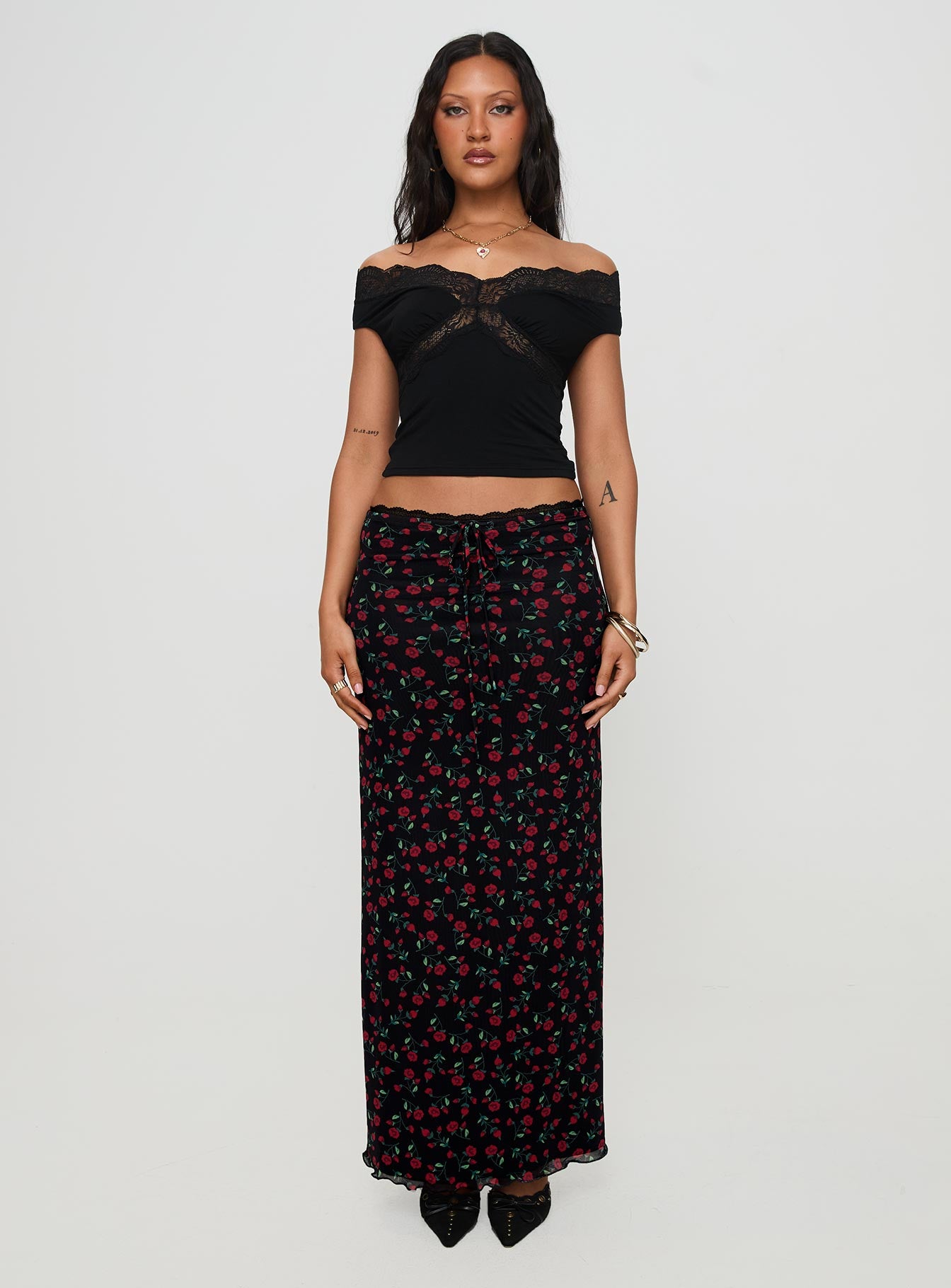   front view of model wearing Princess Polly Donabella Mesh Maxi Skirt Black / Red Maxi 