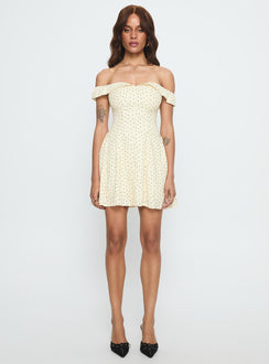 Rosebud Off The Shoulder Mini Dress Yellow / Polka Dot