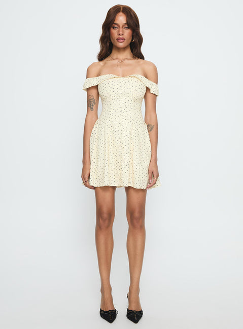Rosebud Off The Shoulder Mini Dress Yellow / Polka Dot