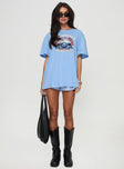 Oversized tee Graphic print, crew neck, drop shoulder Non-stretch material, unlined 