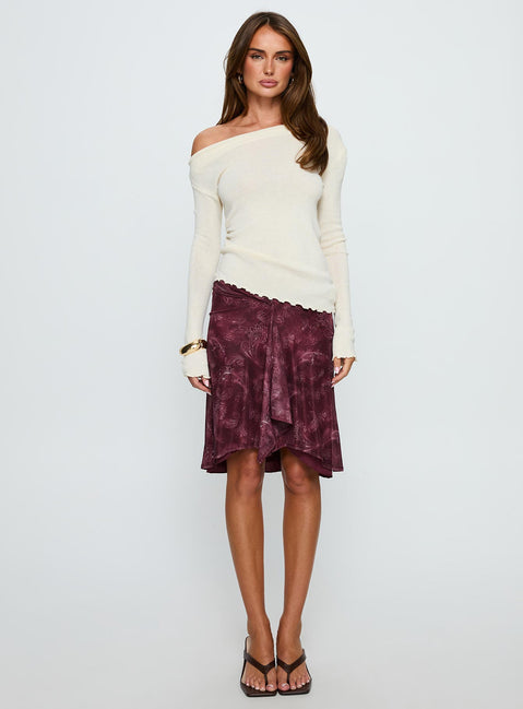  front view of model wearing Princess Polly Esmeray Midi Skirt Mesh Tonal Paisley Plum 