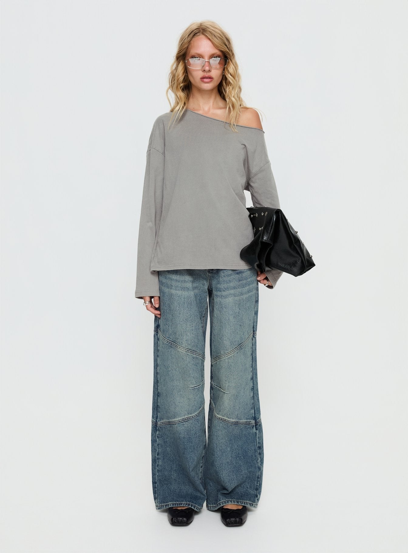 front view of model wearing Princess Polly Atmosphere Mid Rise Straight Leg Jeans Antique Wash Low Rise Jeans 