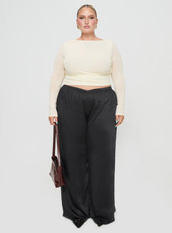 front view of model wearing Princess Polly Nixie Pants Black Curve mid-risedeselected 