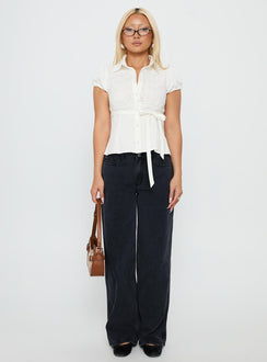 Kavira Tie Bust Short Sleeve Shirt White