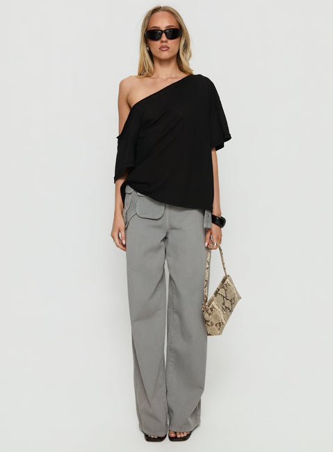 Winny Off Shoulder Tee Black