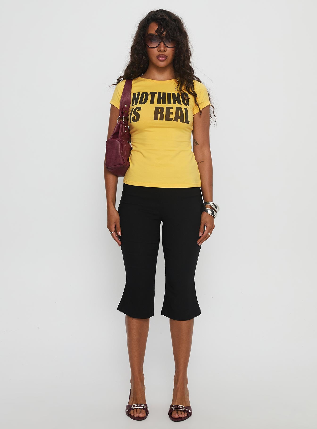 Nothing Is Real Graphic Top Yellow / Black