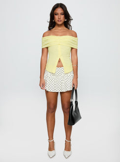 front view of model wearing Princess Polly Azusa Off The Shoulder Top Yellow Short Sleeves straight 
